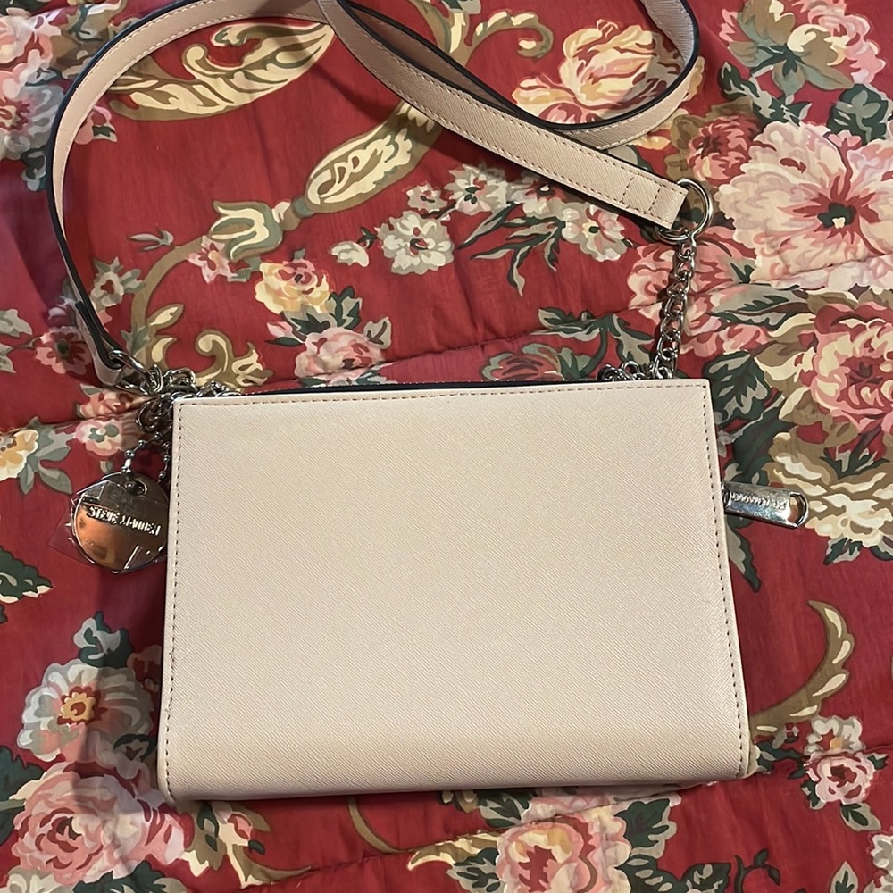 💗Steve Madden NWOT Blush Cream/Chain Crossbody - Picture 2 of 10